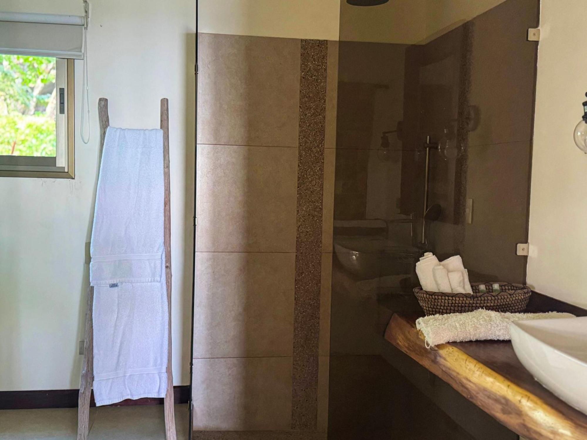 Cocobolo Beach Boutique Hotel San Juanillo Kültér fotó